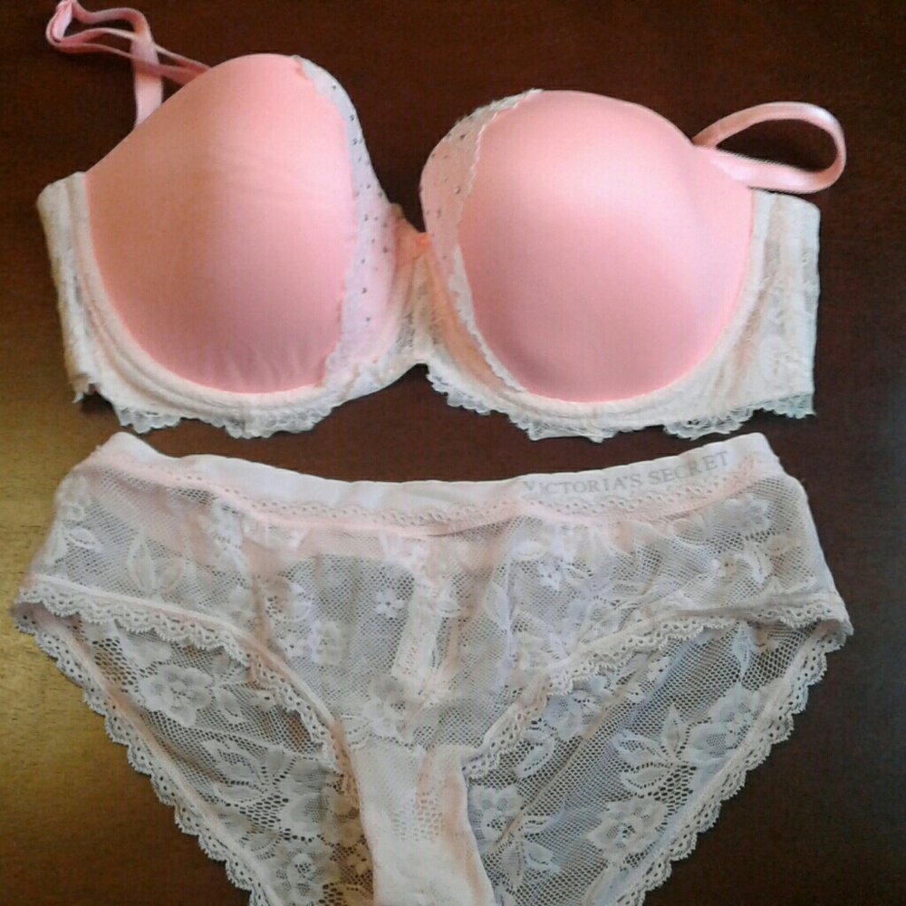 Victoria's Secret Bra and Panty NWT